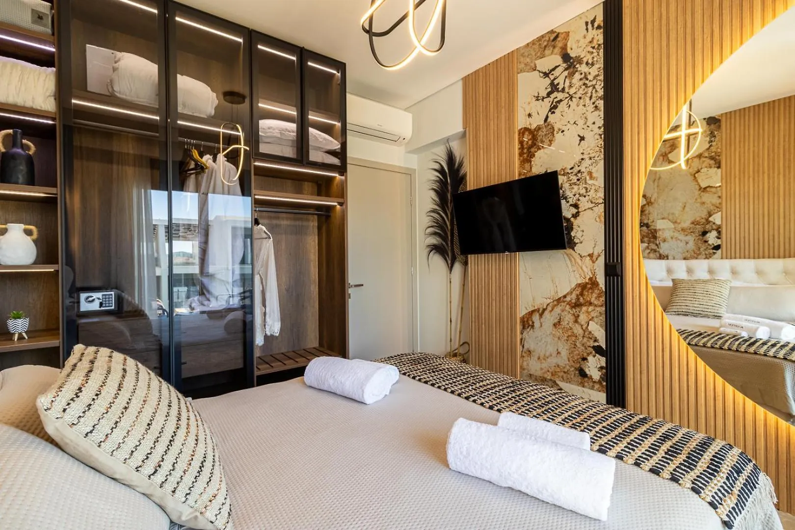 Artion Suites Nikiti